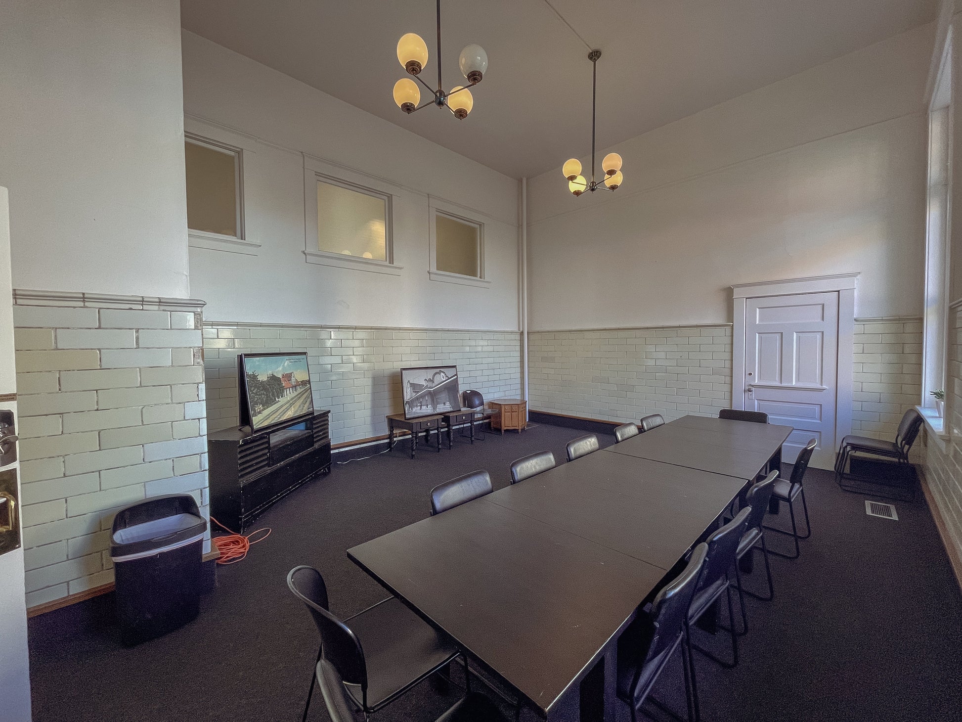 Conference Room (Max 25 People)